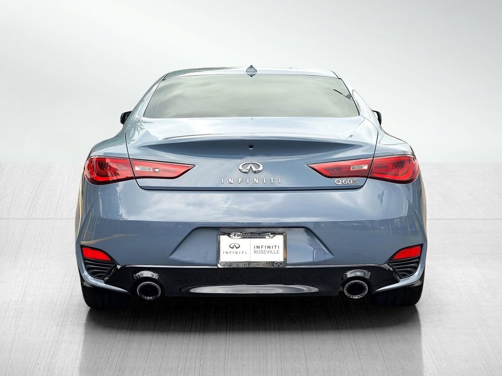 Used 2022 INFINITI Q60 Red Sport 400 w/ Cargo Package RWD image 5