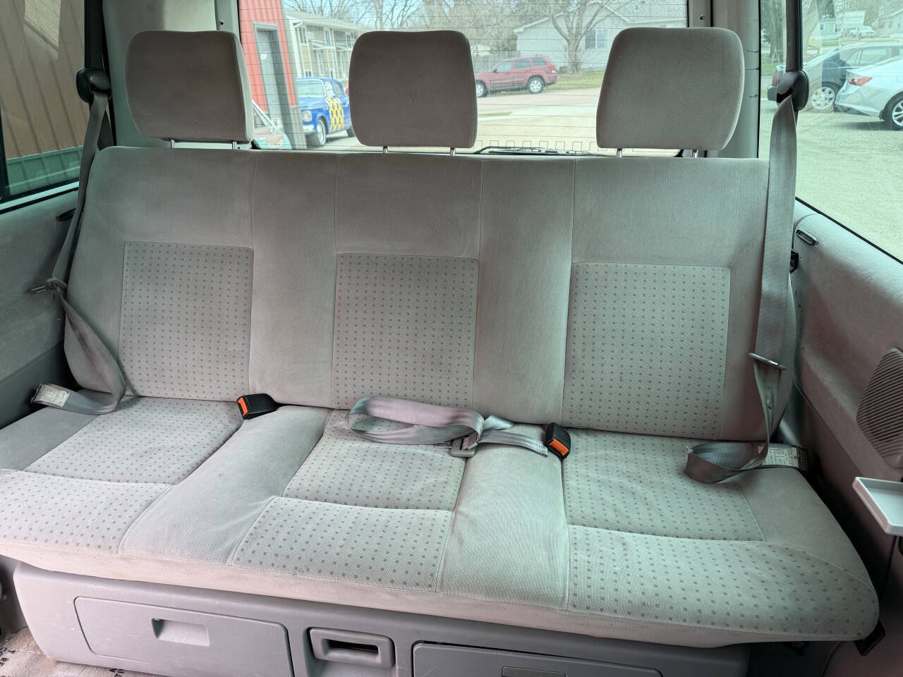 Used 2003 Volkswagen Eurovan MV FWD image 12