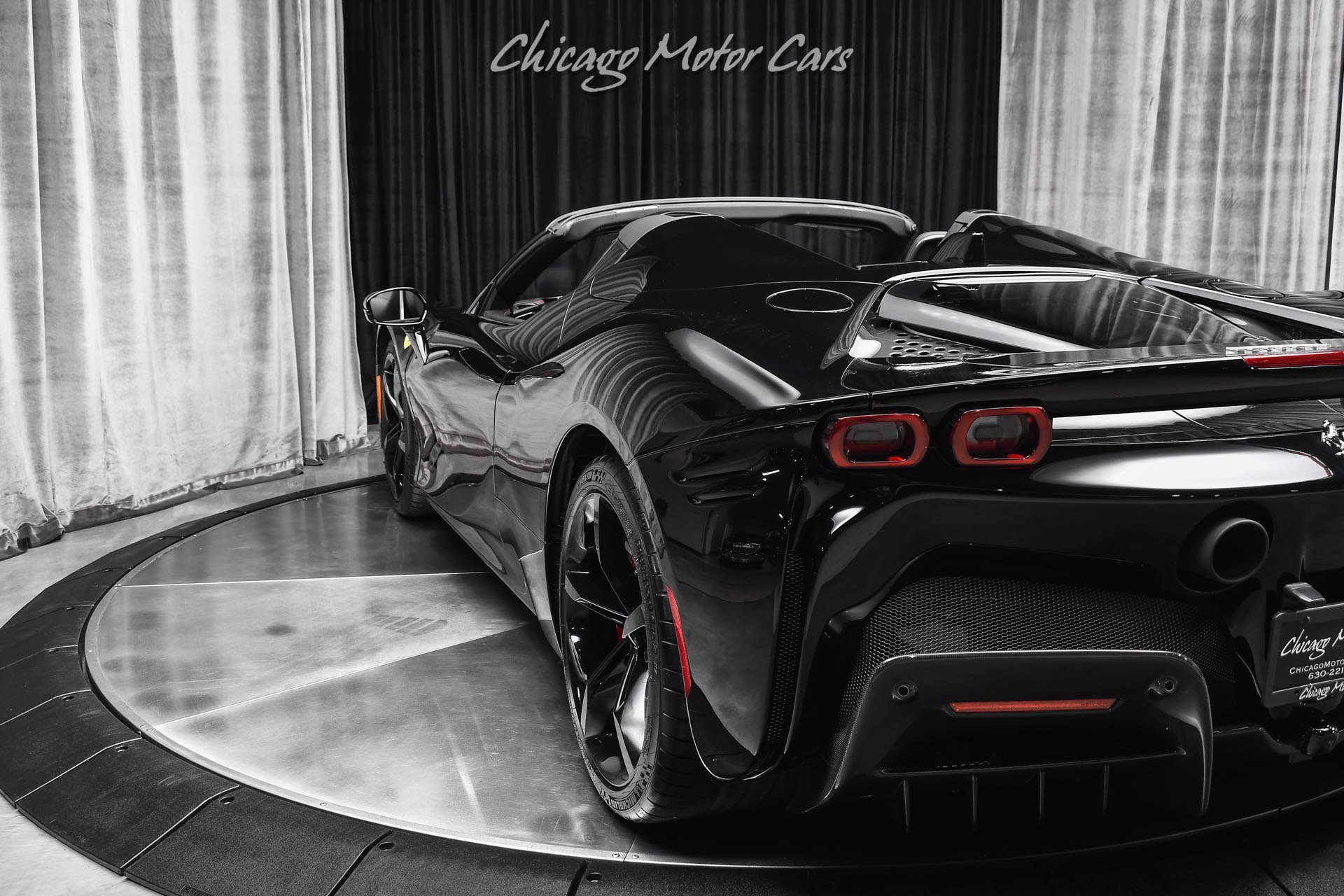 Used 2022 Ferrari SF90 Spider 1900 miles Tons of Carbon Fibe image 39