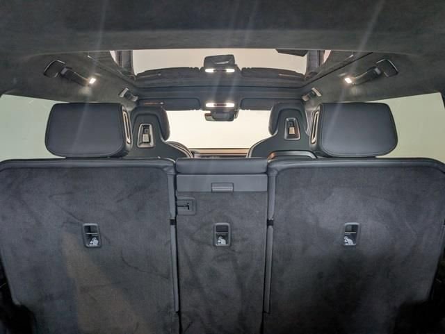 Used 2024 Rivian R1S Adventure image 29