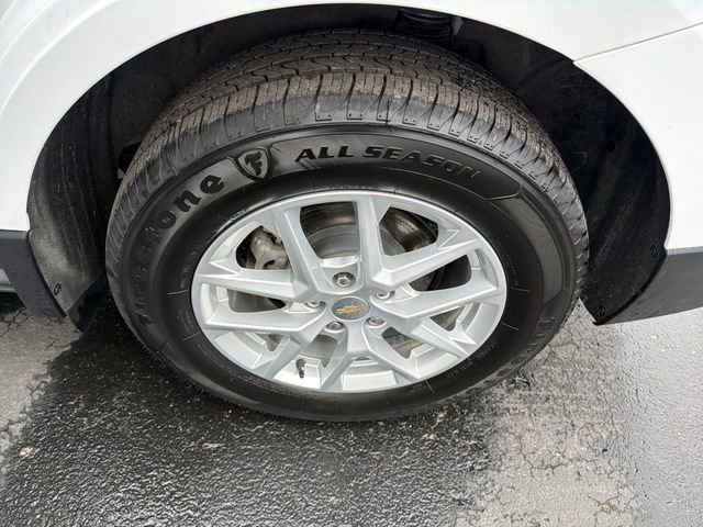 Used 2023 Chevrolet Equinox LT w/ Driver Convenience Package image 12
