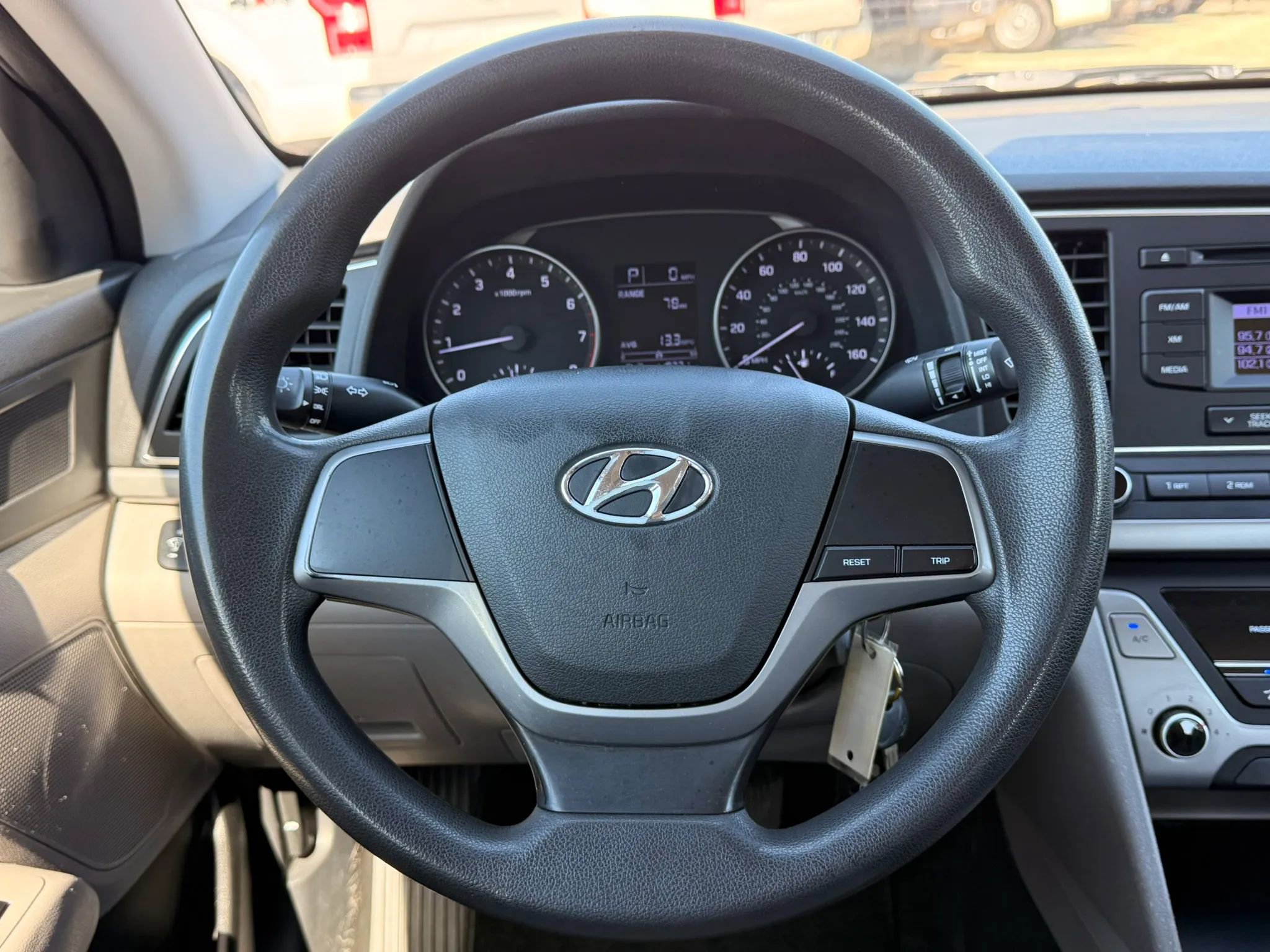 Used 2017 Hyundai Elantra SE FWD image 15