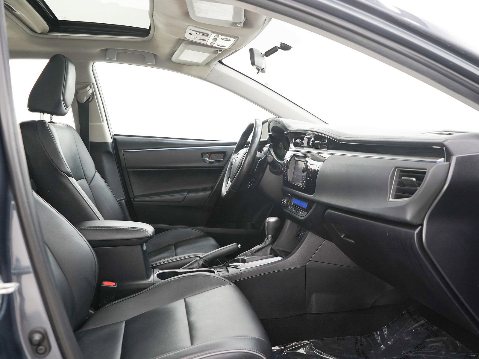 Used 2014 Toyota Corolla S Premium w/ Driver Convenience Package FWD image 9