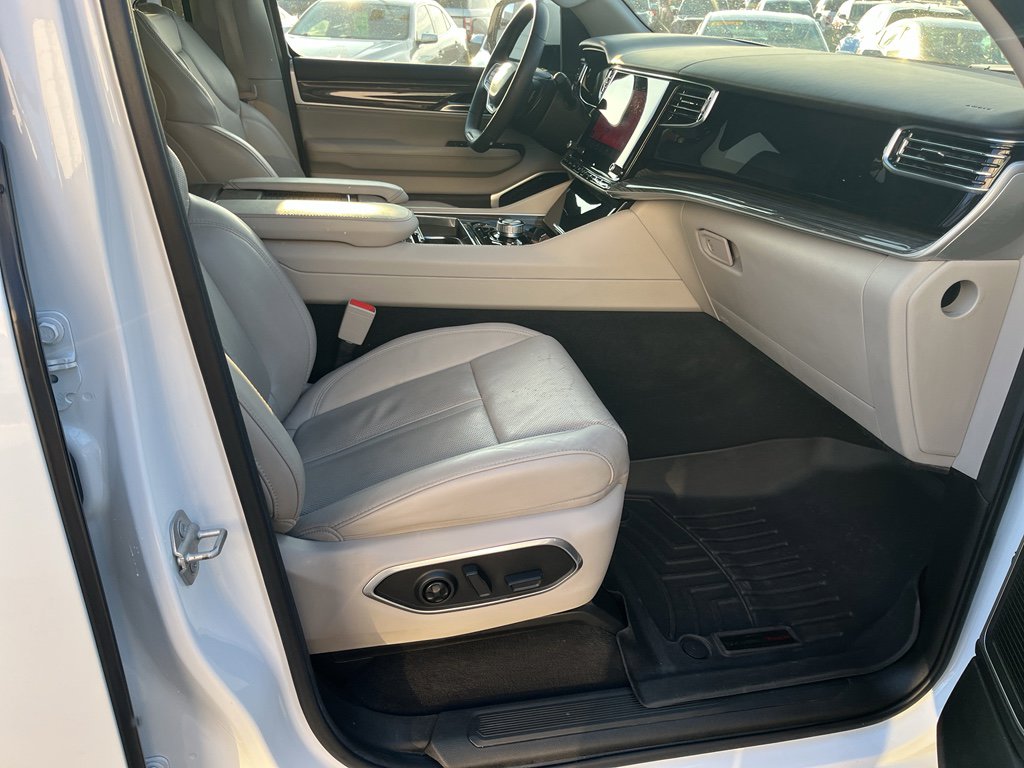 Used 2022 Jeep Wagoneer Series III w/ Convenience Group I image 37