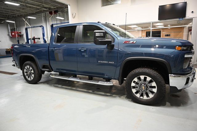 New 2026 Chevrolet Silverado 2500 LT w/ All Star Edition image 4