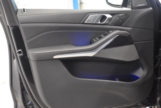 Used 2026 BMW X7 xDrive40i w/ M Sport Package AWD/4WD image 20