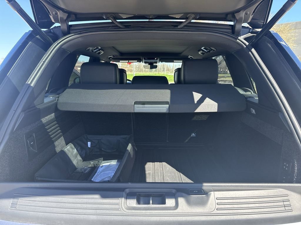 Used 2021 Land Rover Range Rover P525 Westminster Edition image 34