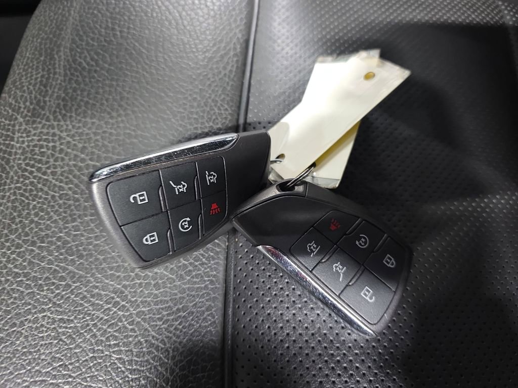 Used 2022 GMC Yukon XL Denali image 40