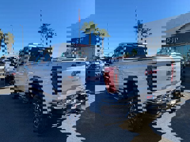 New 2026 GMC Sierra 2500 SLT w/ SLT Premium Package image 8