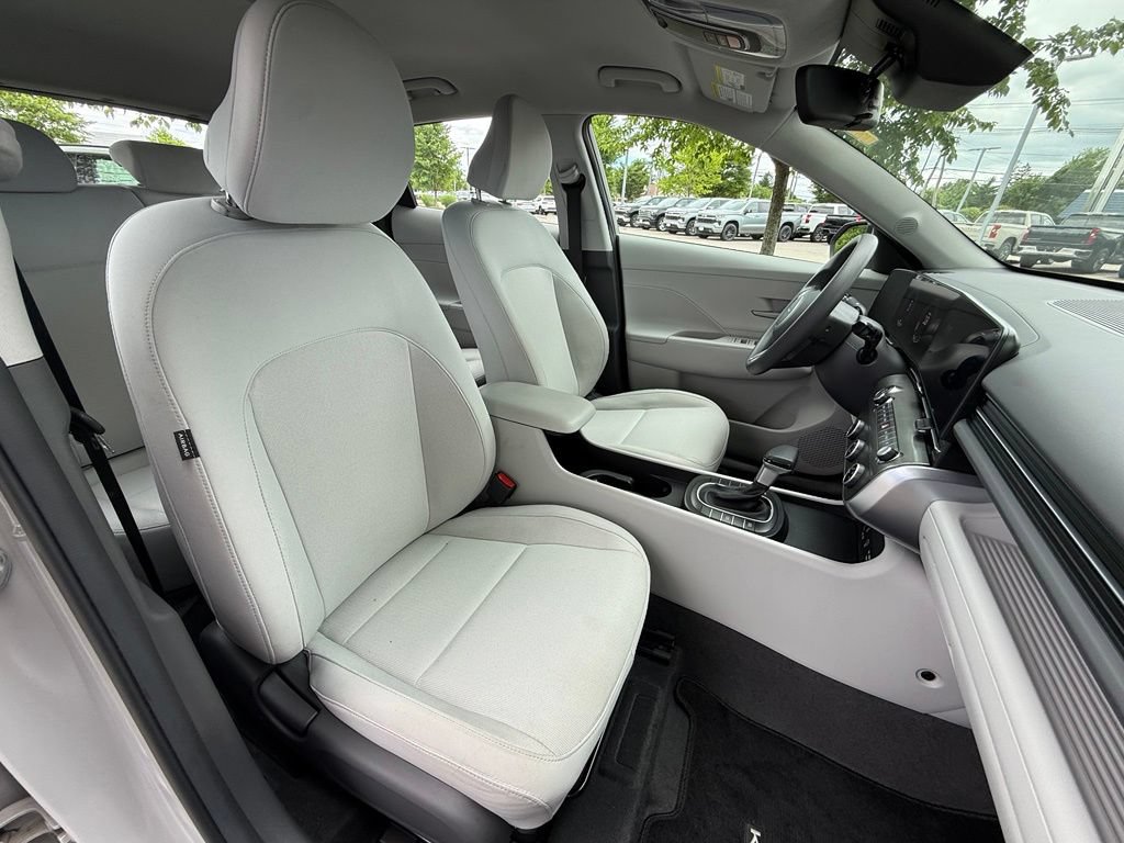 Used 2024 Hyundai Kona SE AWD/4WD image 27