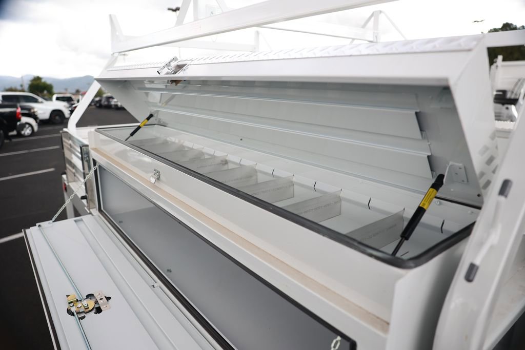 New 2026 RAM 3500 Tradesman image 16