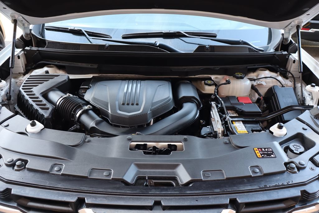 Used 2025 GMC Acadia Elevation FWD image 48