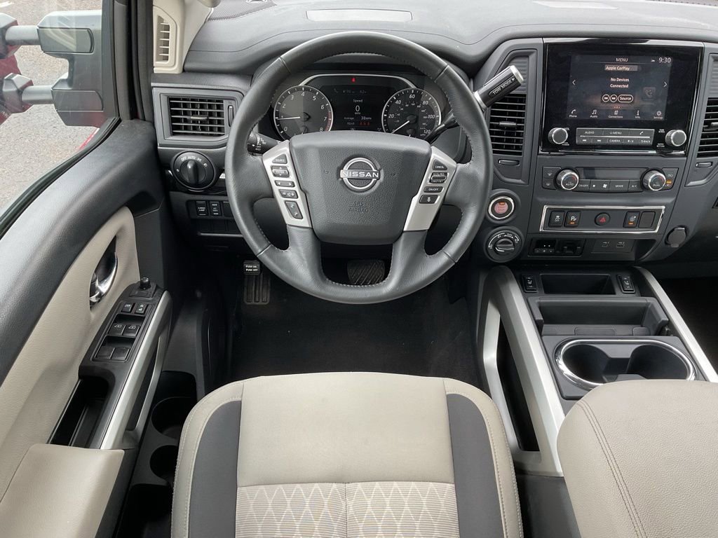 Used 2024 Nissan Titan SV w/ SV Convenience Package AWD/4WD image 12
