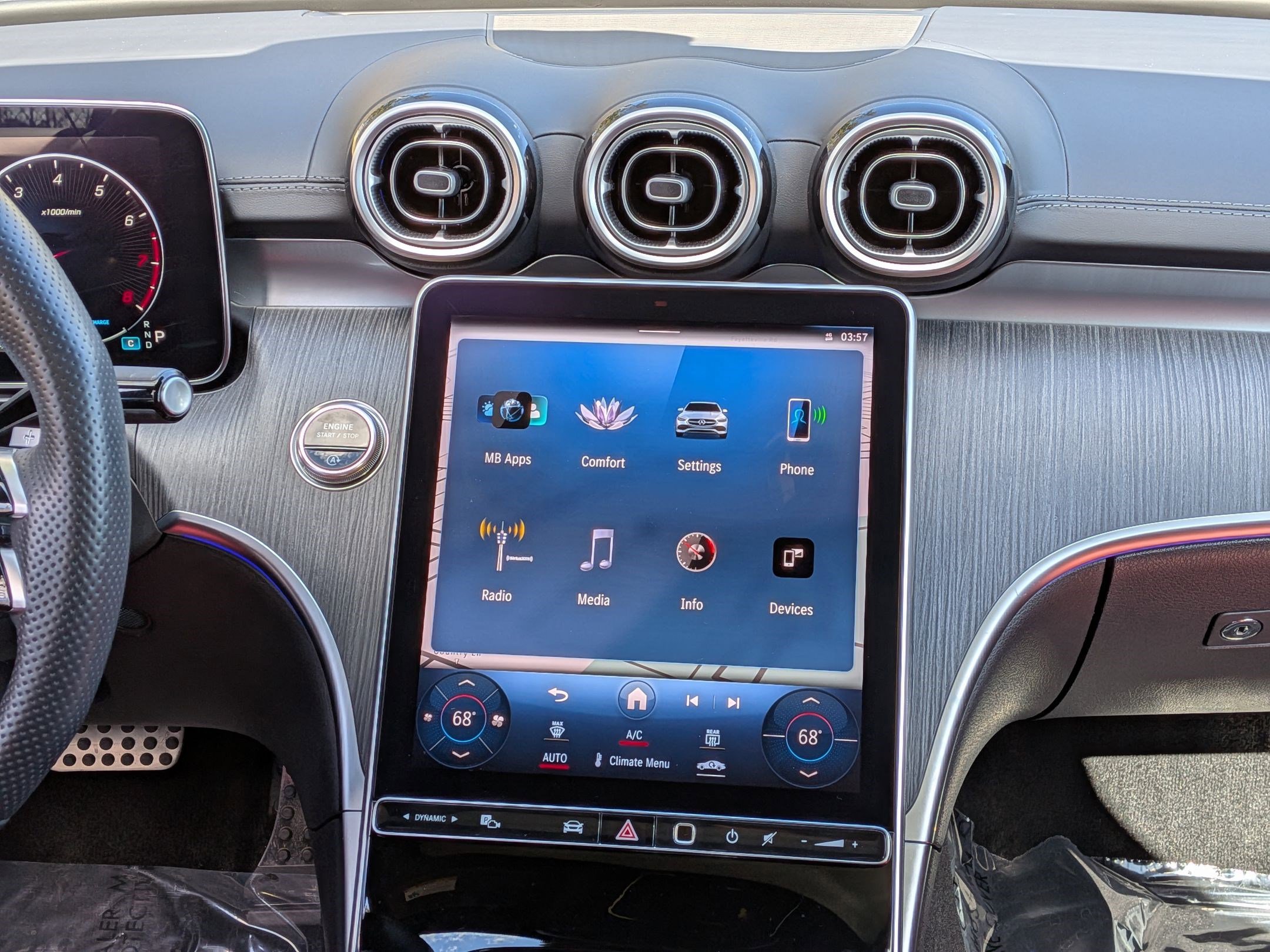 Used 2024 Mercedes-Benz C 300 4MATIC Sedan image 30