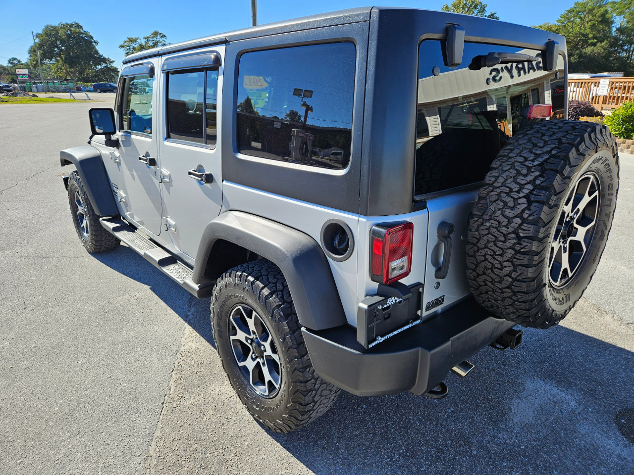 Used 2012 Jeep Wrangler Unlimited Sport image 4