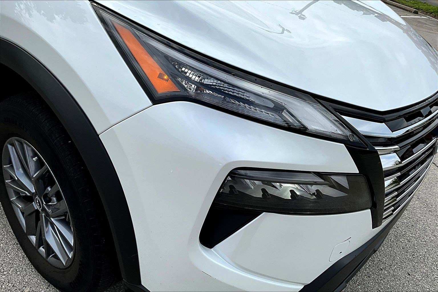 Certified 2024 Nissan Rogue S AWD/4WD image 30