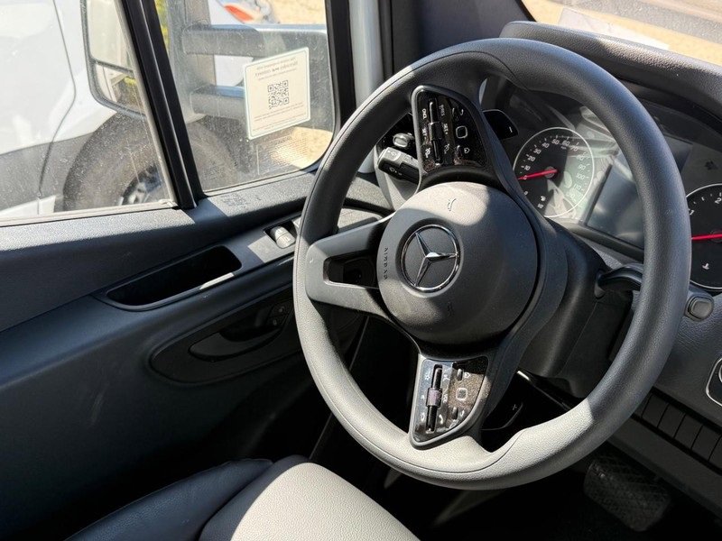 New 2024 Mercedes-Benz Sprinter 4500 image 6