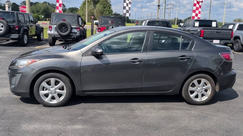 Used 2011 MAZDA MAZDA3 i Touring FWD image 5