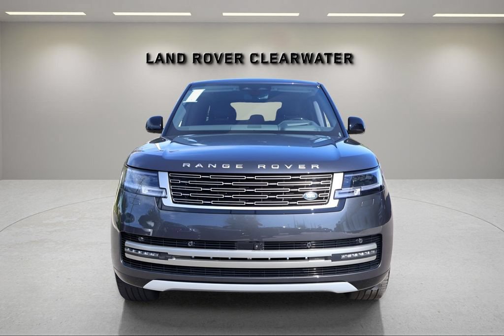 New 2026 Land Rover Range Rover Long Wheelbase SE AWD/4WD image 8