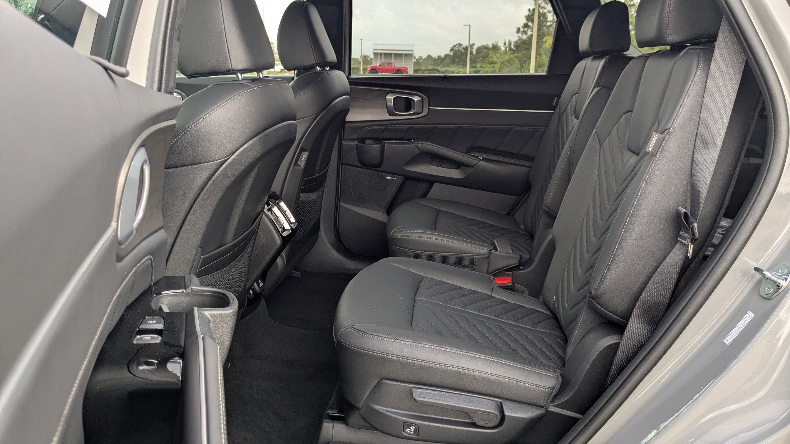New 2026 Kia Sorento SX Prestige image 17