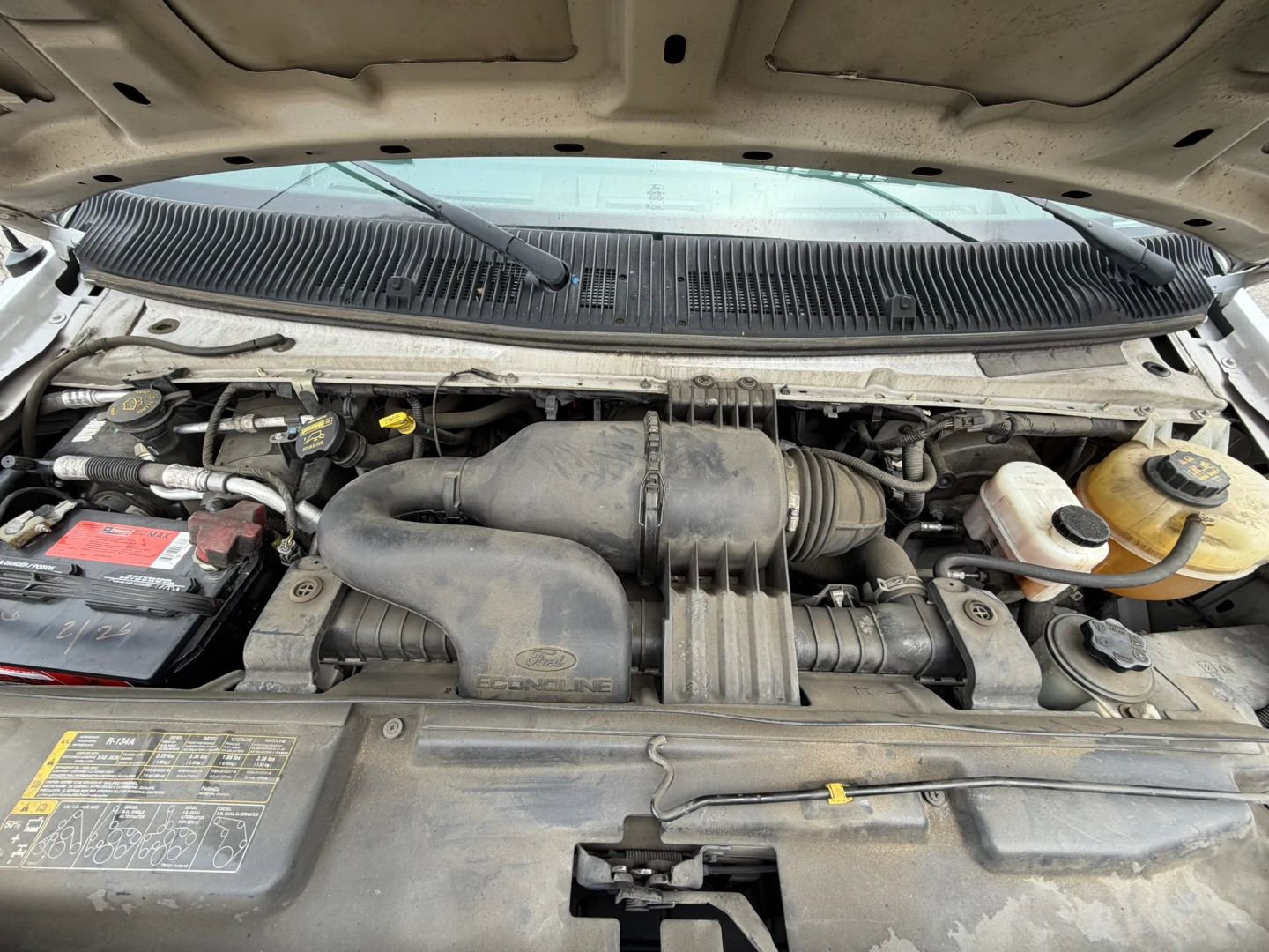 Used 2014 Ford E-150 and Econoline 150 w/ Commercial Cargo Van Package RWD image 30