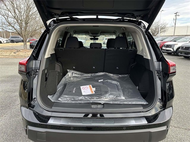 New 2026 Nissan Rogue SV image 12