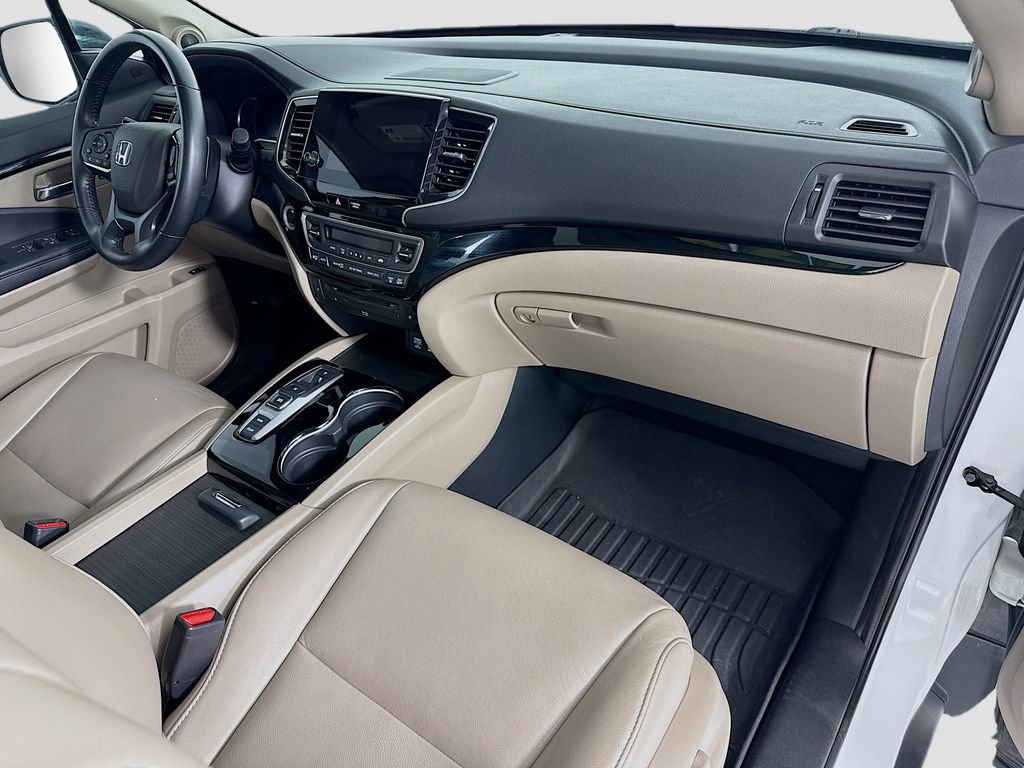 Used 2021 Honda Pilot Touring image 18
