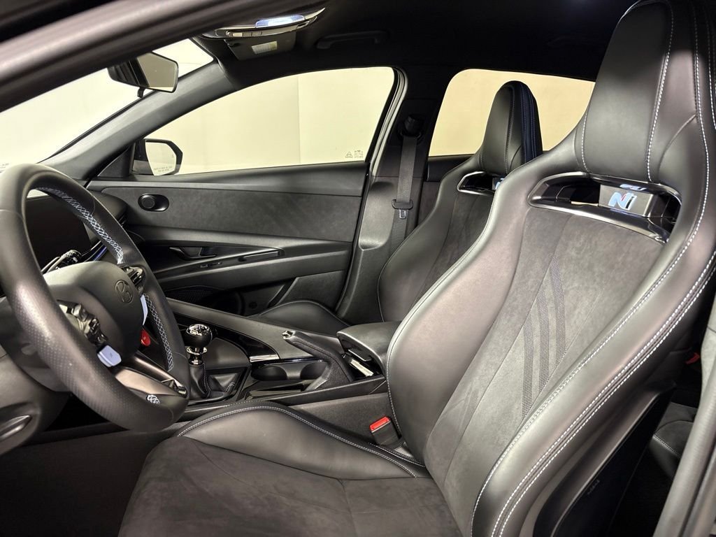 Used 2025 Hyundai Elantra N FWD image 29