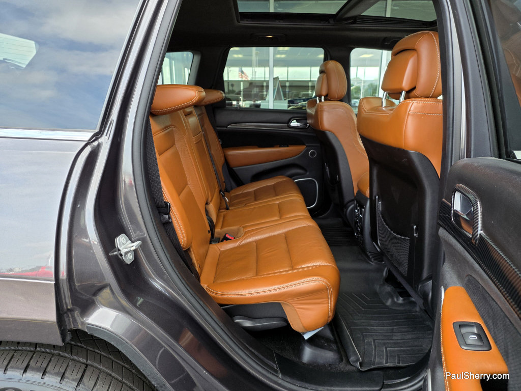 Used 2015 Jeep Grand Cherokee SRT AWD/4WD image 51