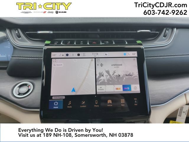 New 2025 Jeep Grand Cherokee Limited w/ Luxury Tech Group II image 26