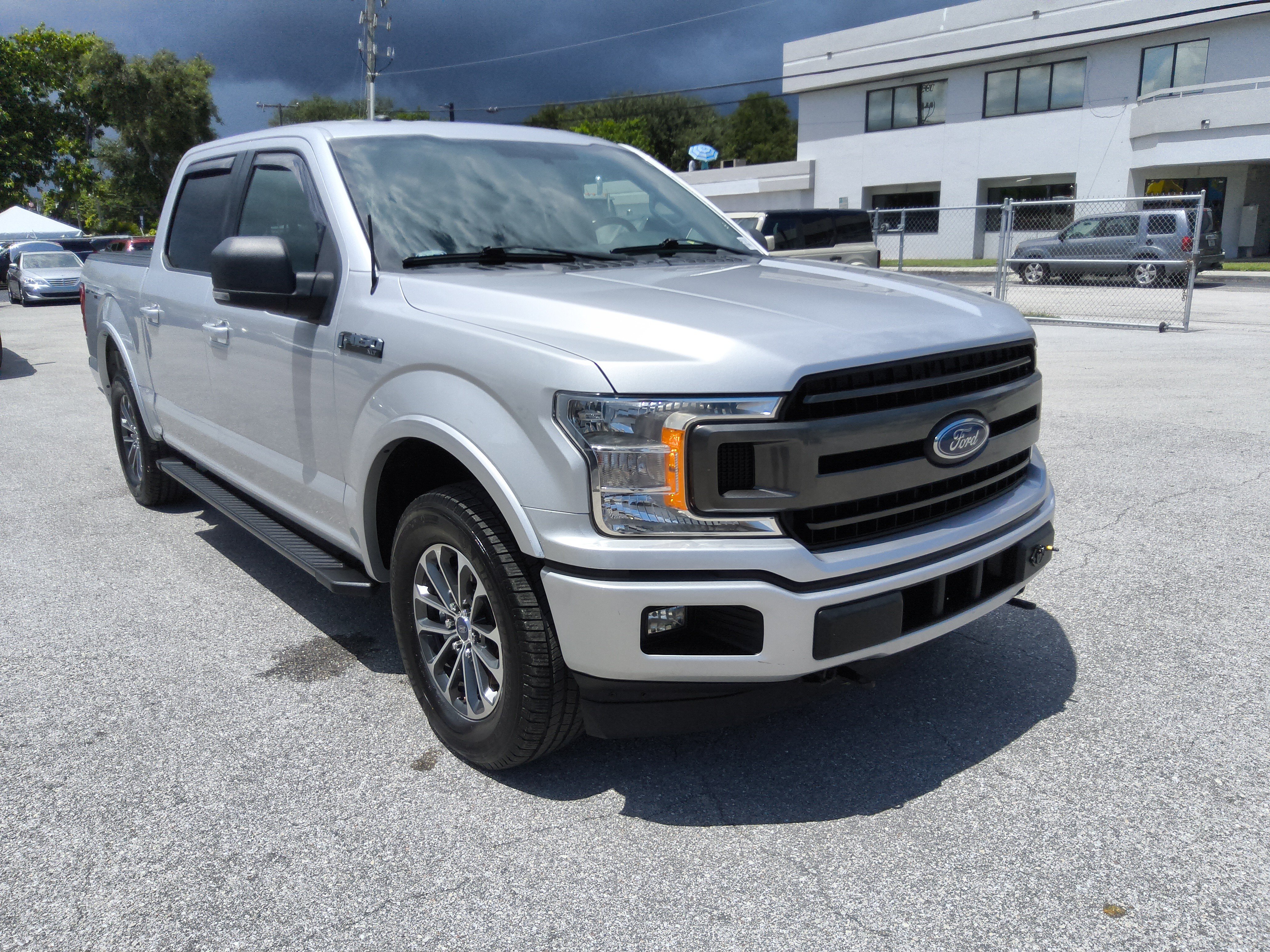 Used 2018 Ford F150 XLT w/ Equipment Group 302A Luxury AWD/4WD image 7