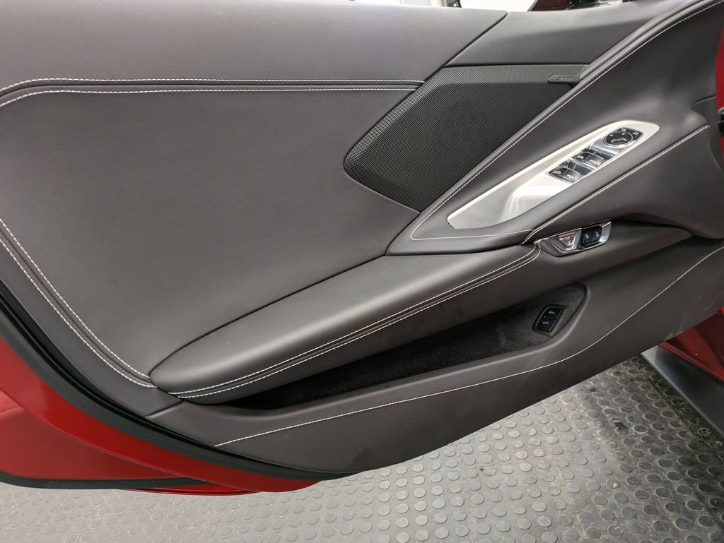 Used 2022 Chevrolet Corvette Stingray Convertible w/ 1LT image 8