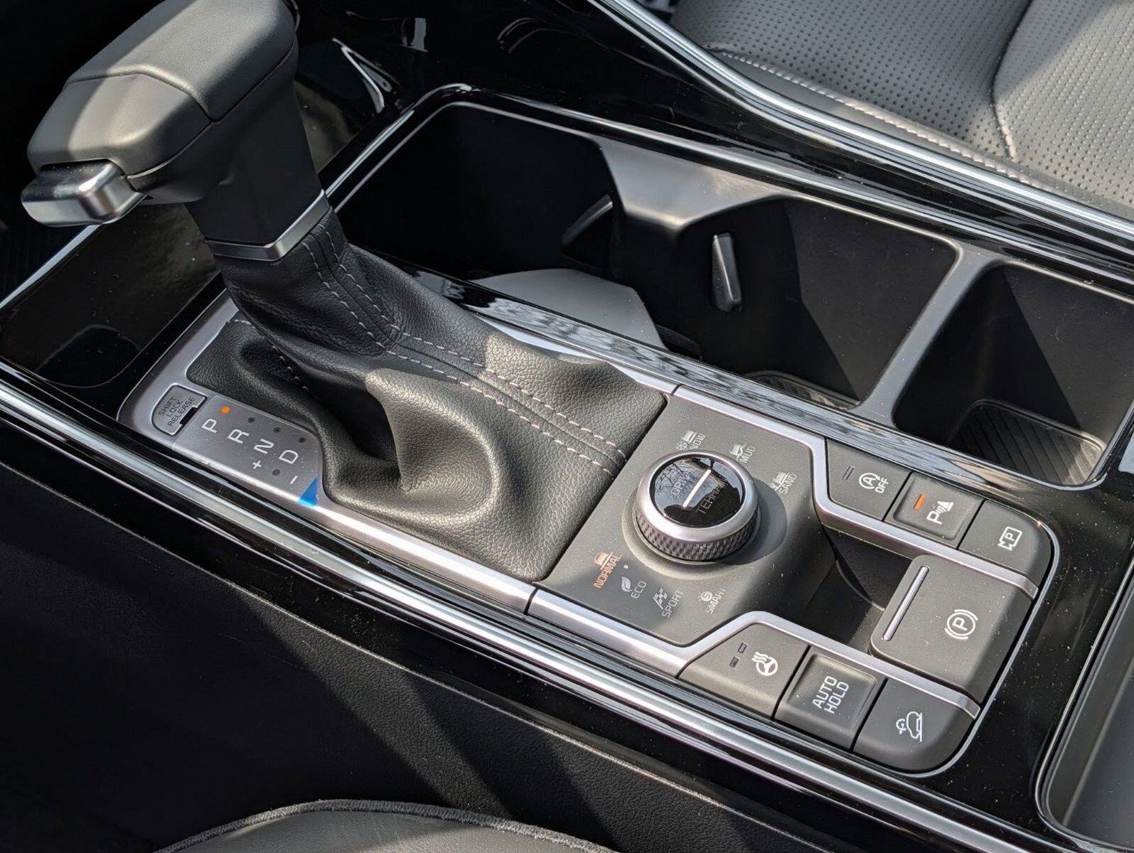 New 2026 Kia Sorento SX image 16