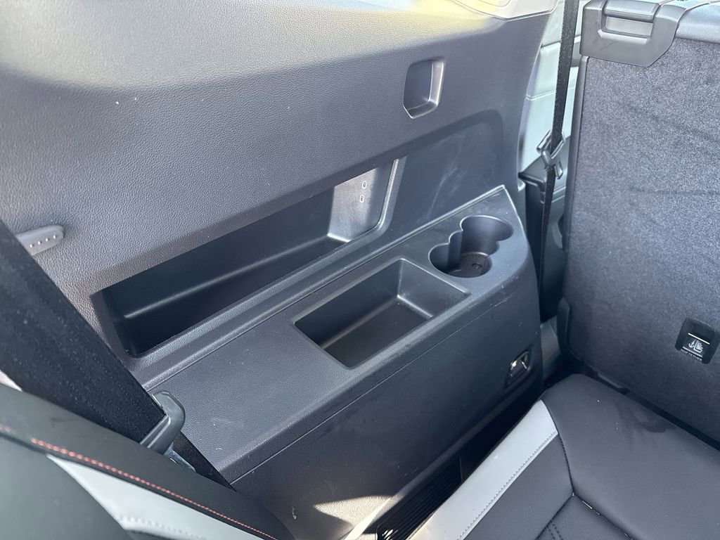 Certified 2025 Volkswagen Atlas Peak Edition SE AWD/4WD image 31