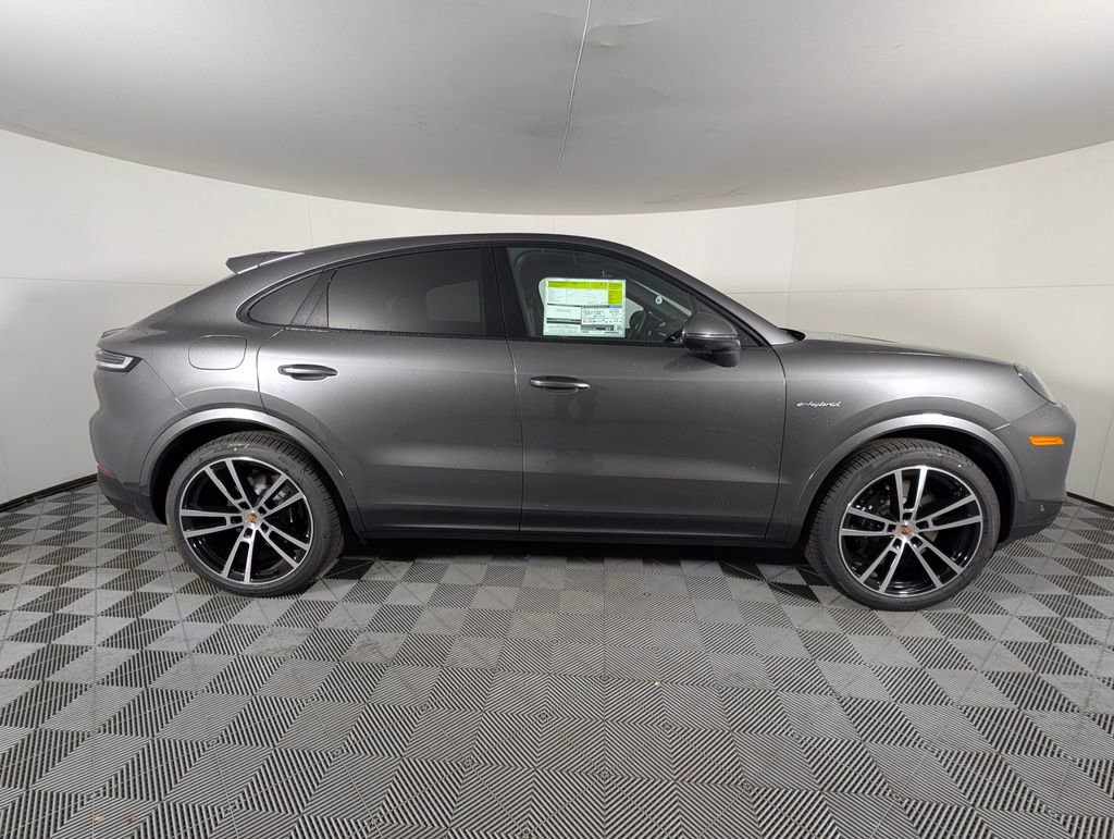New 2026 Porsche Cayenne E-Hybrid Coupe image 8