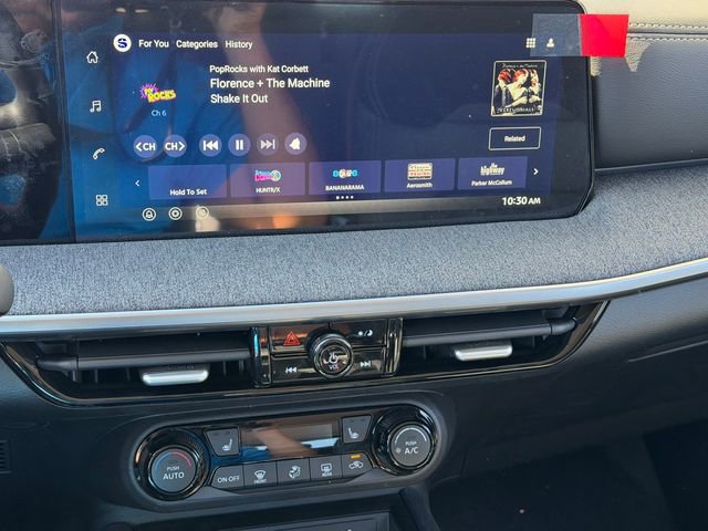 New 2026 Nissan Kicks SV w/ Charging Package FWD image 18