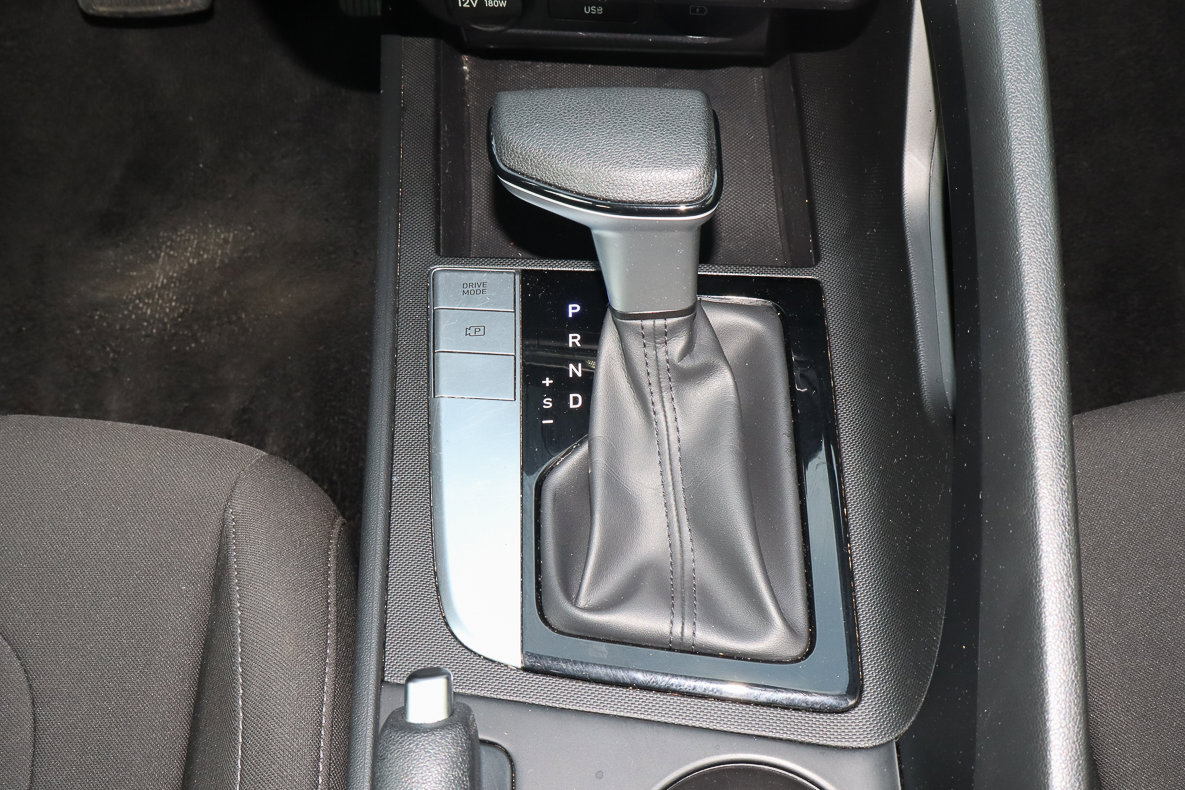 Used 2024 Hyundai Elantra SEL FWD image 19