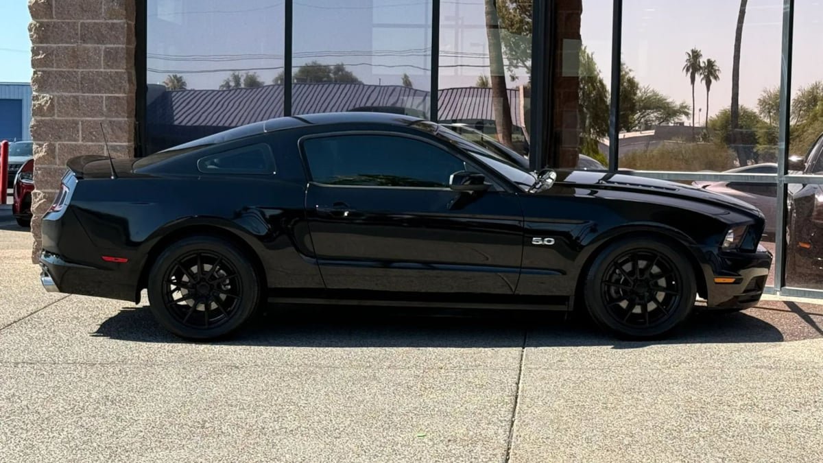 Used 2014 Ford Mustang GT w/ Equipment Group 301A RWD image 14