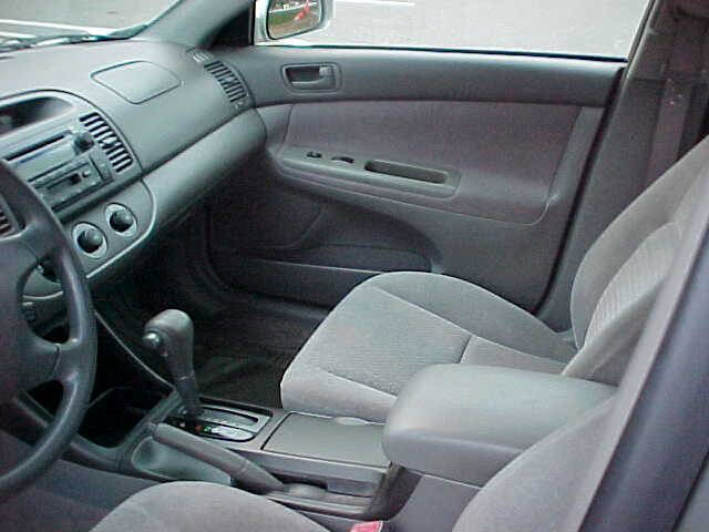 Used 2002 Toyota Camry LE FWD image 18