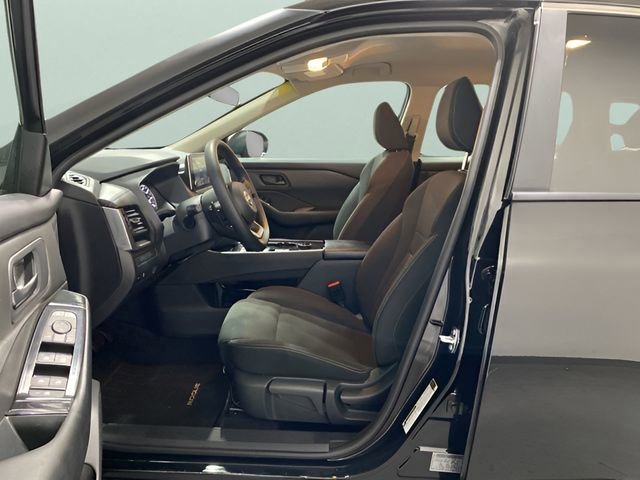 Certified 2024 Nissan Rogue S AWD/4WD image 11