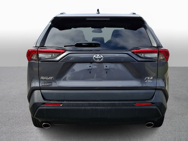 Used 2021 Toyota RAV4 XLE w/ Convenience Package AWD/4WD image 5