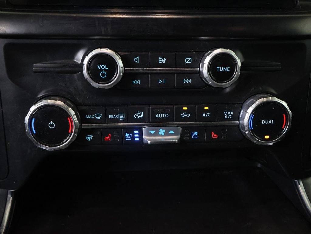 Used 2022 Ford F150 Lariat w/ Equipment Group 502A High AWD/4WD image 25
