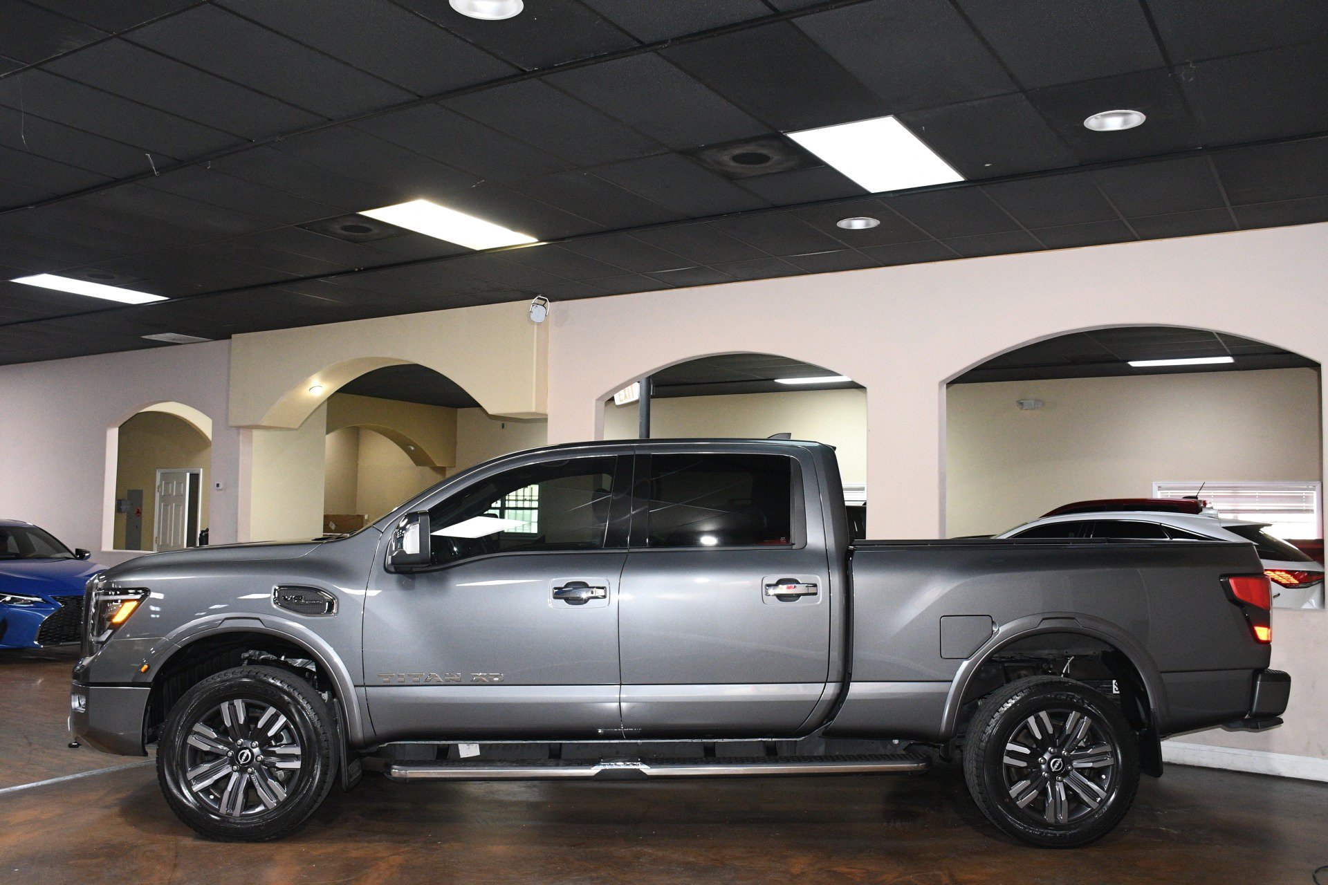 Used 2023 Nissan Titan Platinum Reserve w/ Moonroof Package AWD/4WD image 51