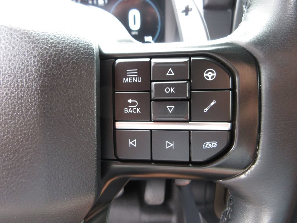 Used 2023 Ford F150 Raptor AWD/4WD image 17