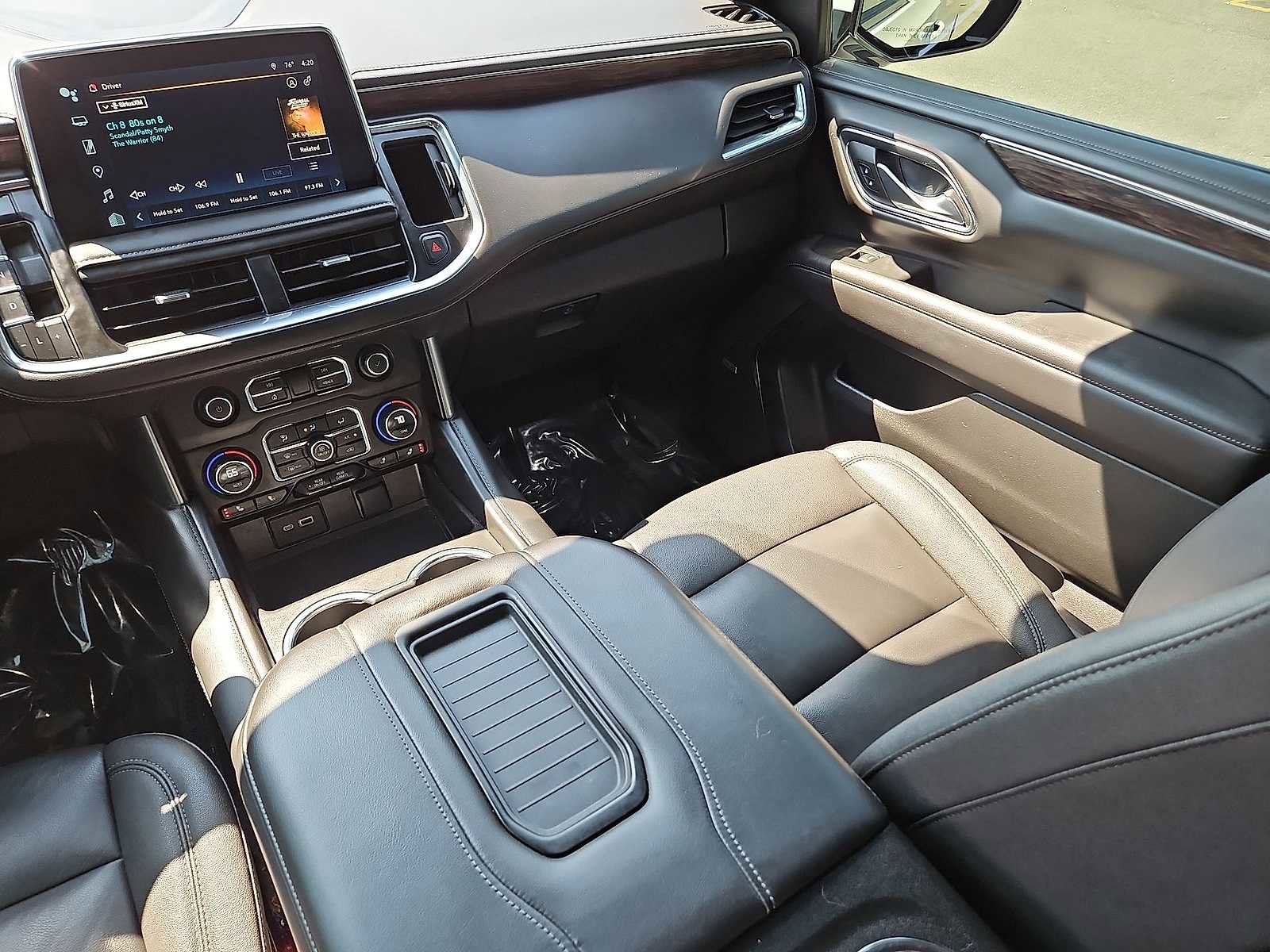 Certified 2023 Chevrolet Tahoe Z71 w/ Luxury Package image 12