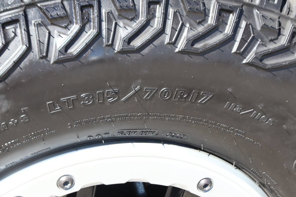 Used 2023 Ford Bronco Big Bend w/ Sasquatch Package AWD/4WD image 44