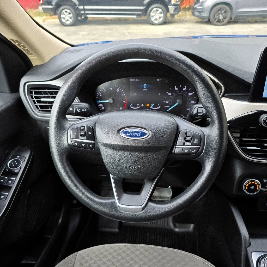 Used 2020 Ford Escape SE image 7