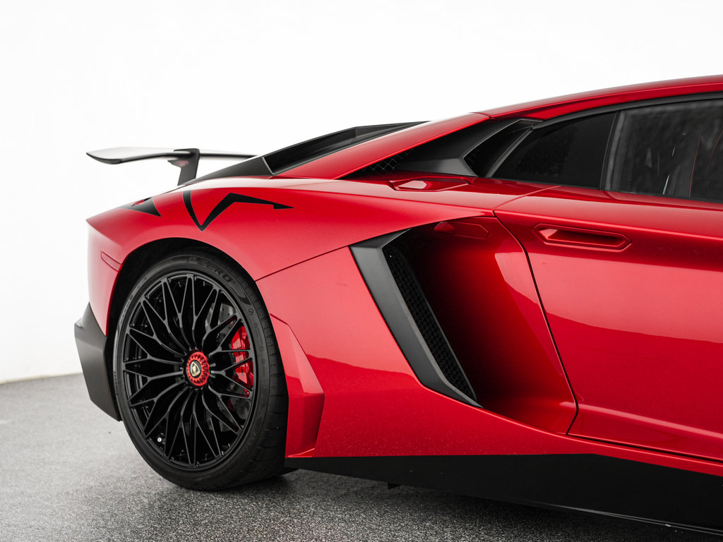 Used 2016 Lamborghini Aventador LP 750-4 Superveloce AWD/4WD image 38