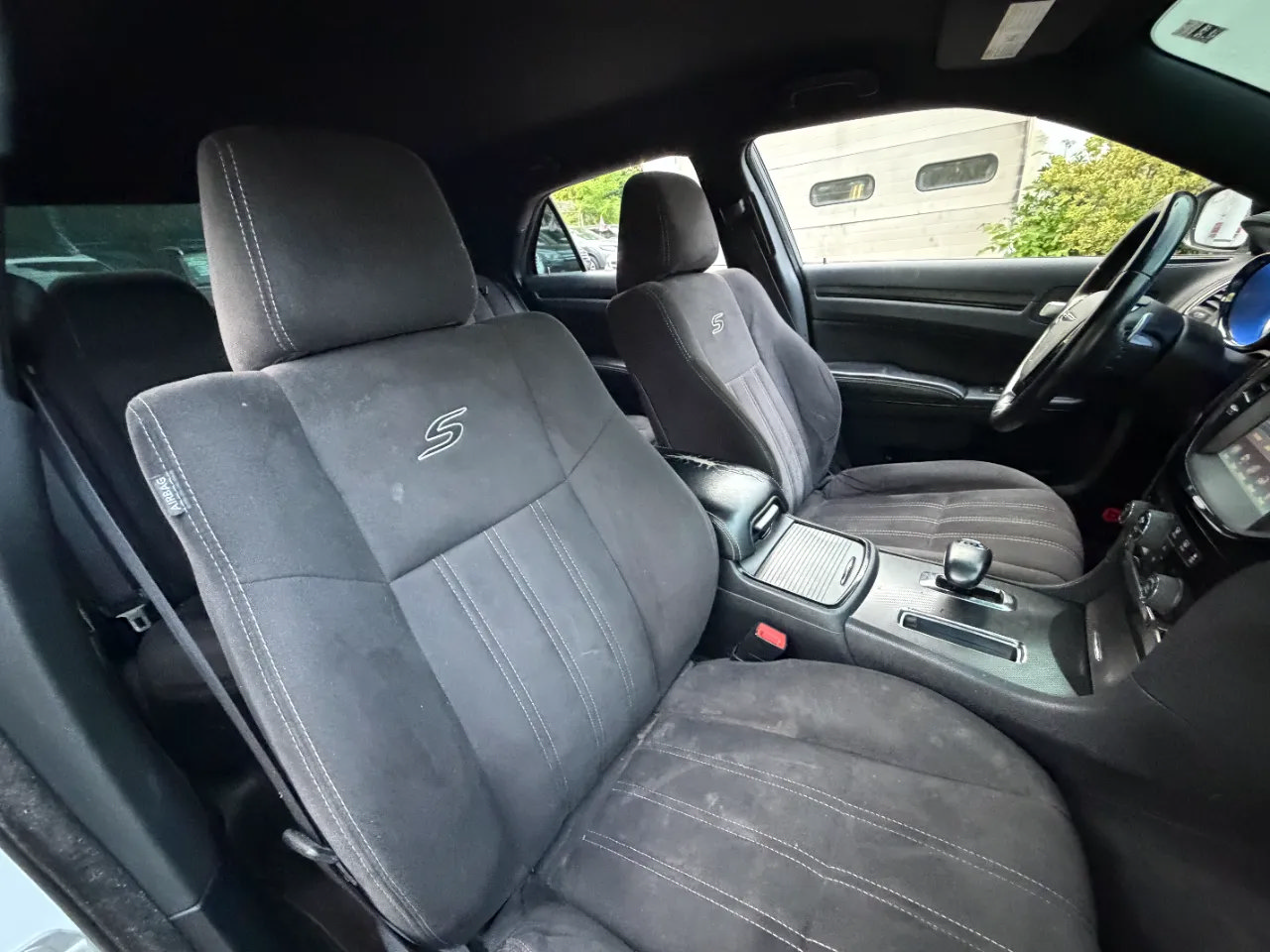 Used 2012 Chrysler 300 S RWD image 35