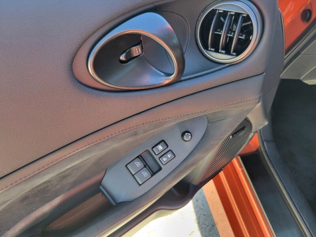 Used 2024 Nissan Z Performance w/ Heritage Edition image 12
